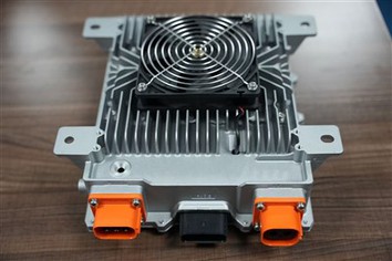 Keming de înaltă calitate 6,6kw comercial EV EV POWER ROOPERARE AI AIR ÎNCHIRIERE ÎNCHIRIERE HI HI LOAD CAR OBC